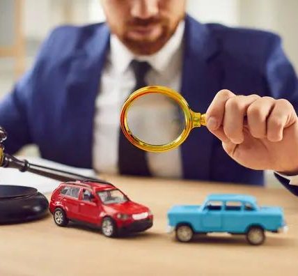 Car Crash Lawyer Chicago to Handle Insurance Negotiations