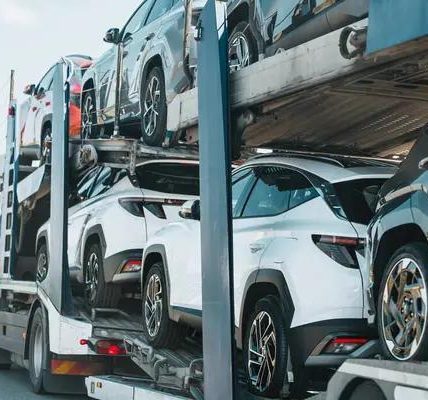 Comparing Car Shipping Options: Enclosed vs. Open Transport